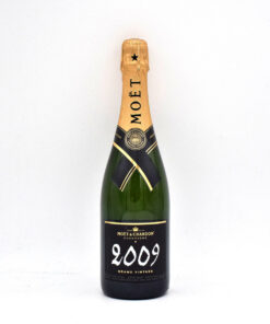 2009 Moet & Chandon Grand Vintage Brut Champagne bottle